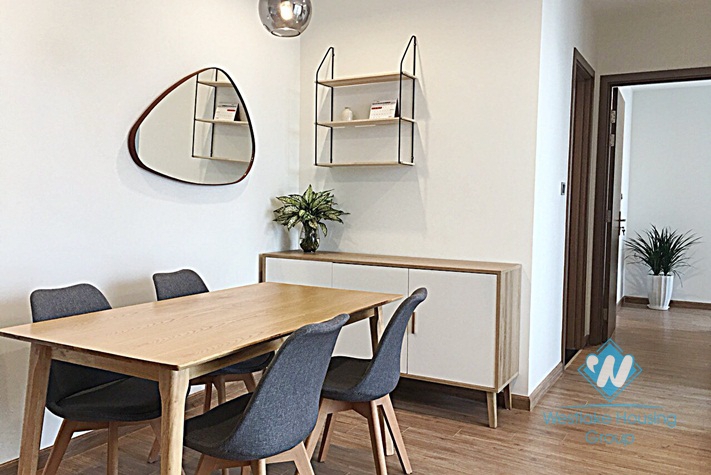 A beautiful 2 bedroom apartment for rent in Vinhome, Lieu giai, Ba dinh